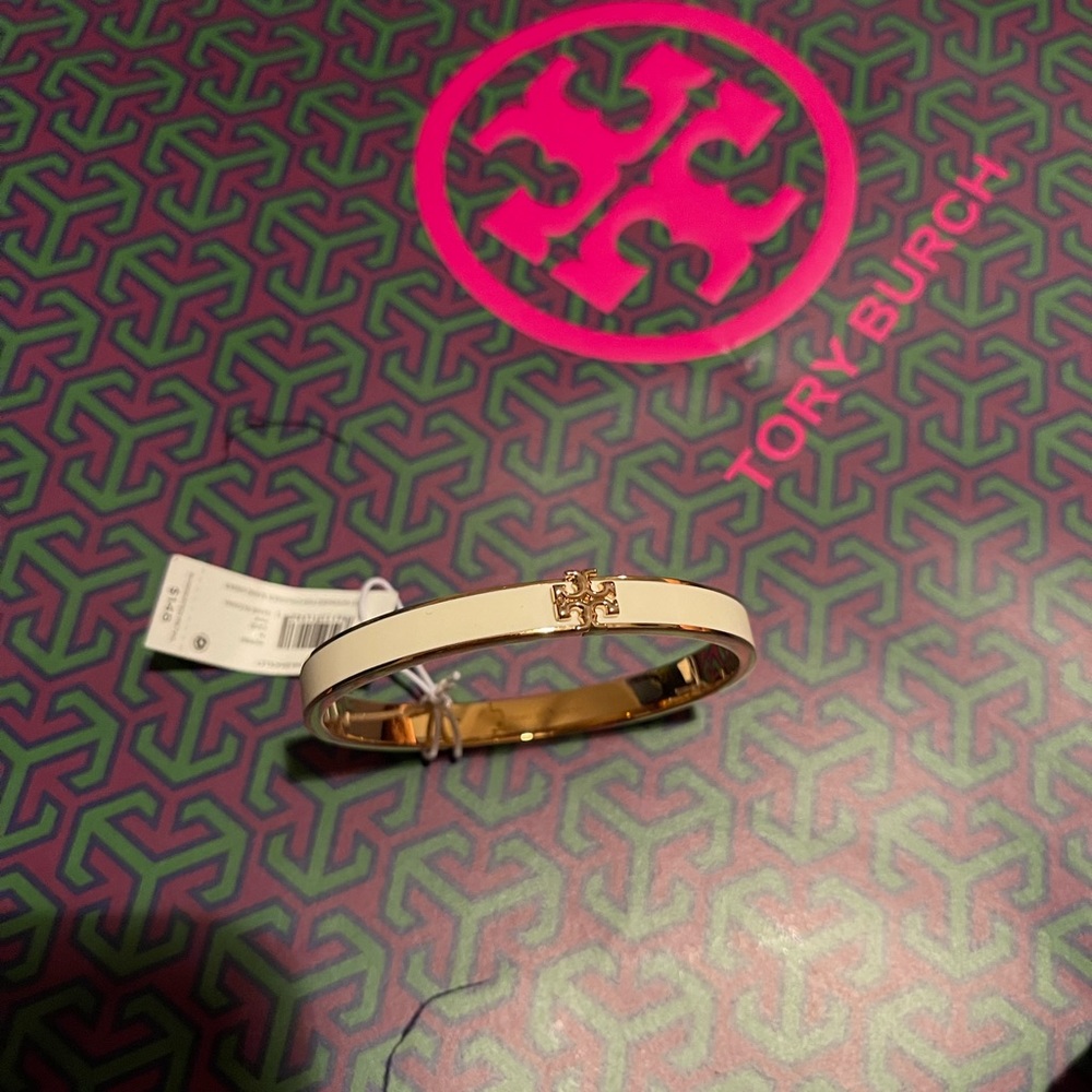 Tory Burch Kira Enamel Bangle in white new with tags